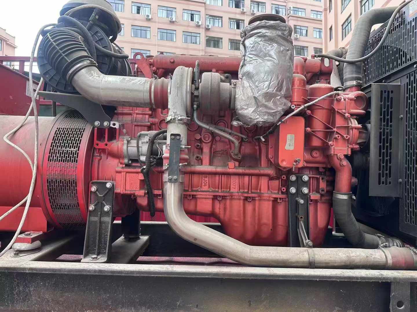 云城如何选择适合 600kW 柴油发电机组的过载保护器？